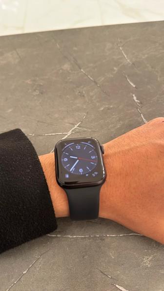 Apple Watch 9 SE 44 blue
