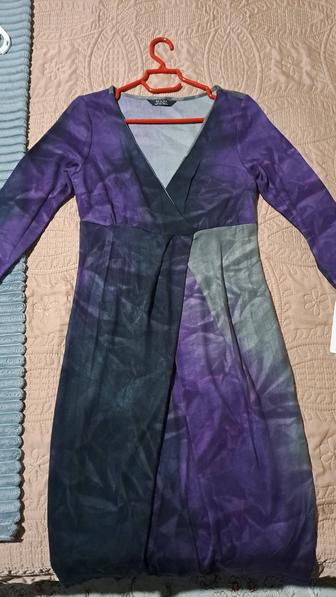 Платья женское