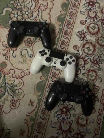 3 джойстика от PlayStation 4