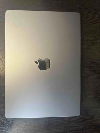 Срочно продам MacBook pro 14 (2021)