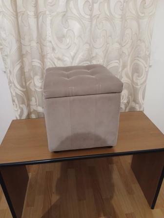 Стол и Пуфет