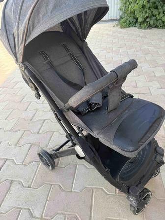 Продам коляску детскую