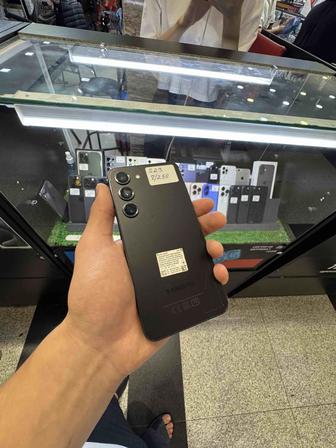 Samsung S23 8/256