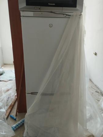 Срочно продам холодильник