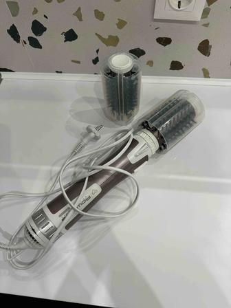 Фен-щетка Rowenta