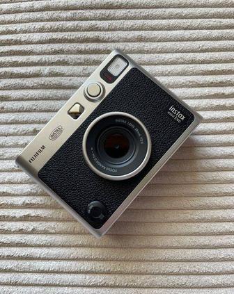 Instax mini evo