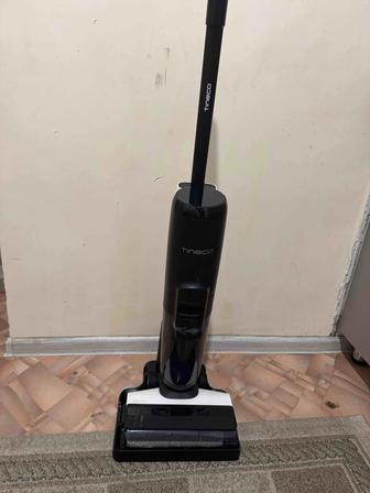 Продам пылесос Tineco iFloor 3 моющий, вертикальный б/у