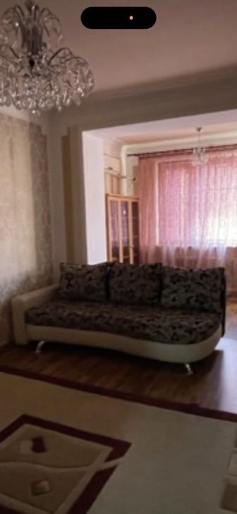 Продам б/у диван