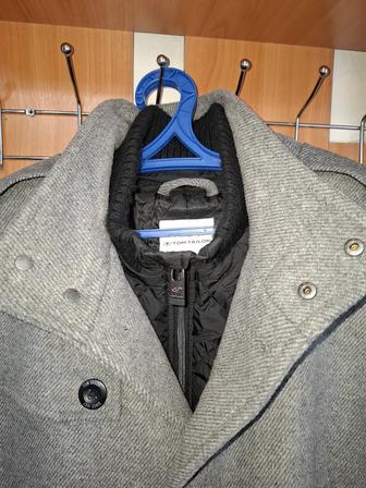 Продам стильное полупальто