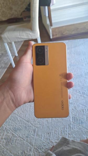 Oppo A77s 128гб коробка есть