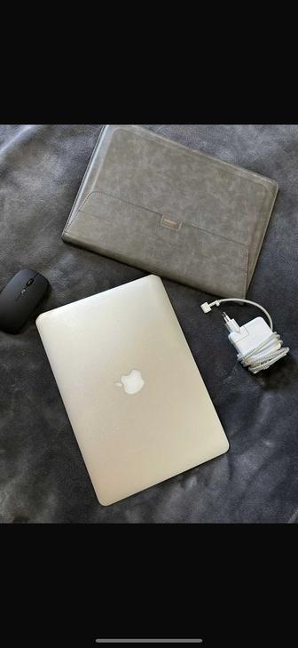 MacBook