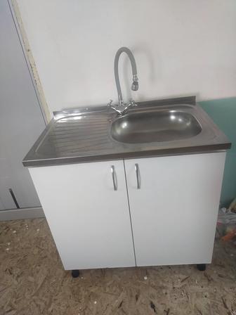 Продам кухонную мойку