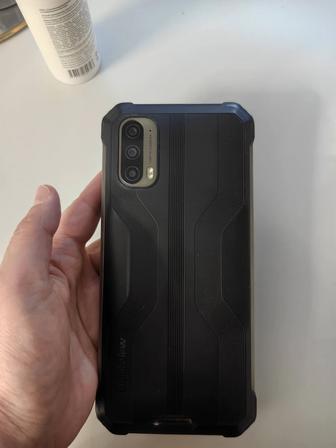 Продам телефон