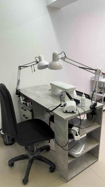 Сдается столик для мастера маникюра