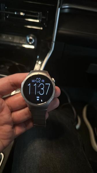 Продаю часы Huawei GT 4 46 мм Серебристый