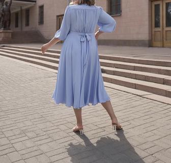 Платье с завышенной талией и рукавом 3/4