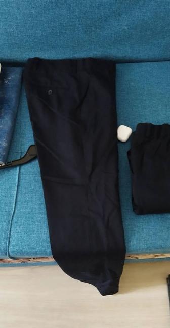 Новые школьные брюки, размеры M и L, классика