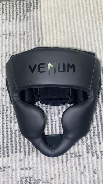 Продам шлем Venom