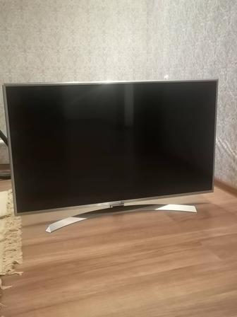Телевизор LG 49UJ675V