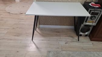 Стол для кухни