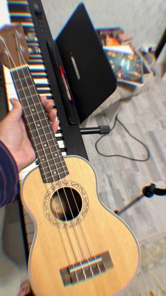 Продам укулеле