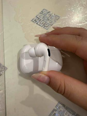 Левый наушник AirPods Pro оригинал