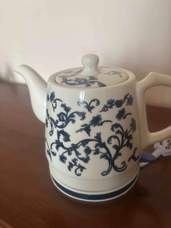 Продам электрический фарфоровый чайник