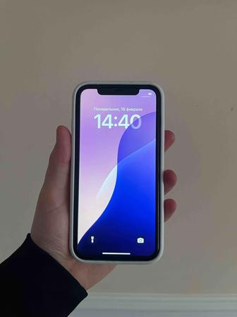 Продам Айфон 11 128 гб