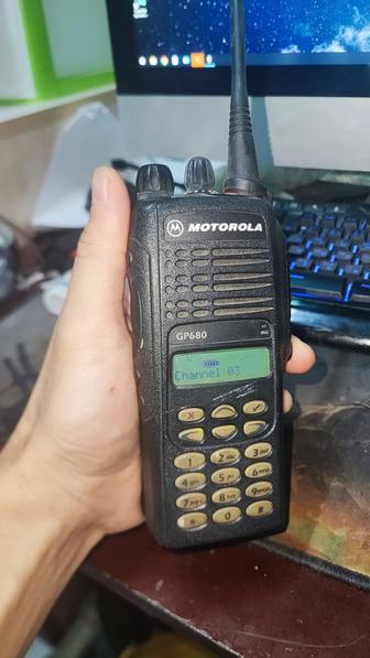 Рация Motorola GP680