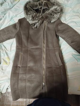 Продаю красивую дубленку