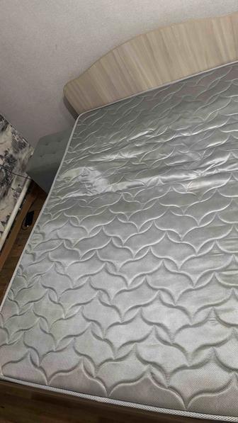 Продам кровать и матрас