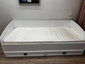 Продам кровать