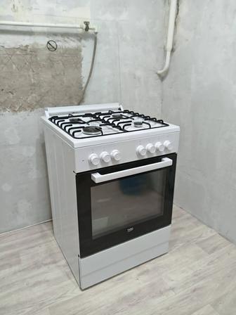 Продам газовую плиту