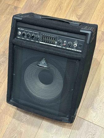 Продается комбоусилитель для бас-гитары