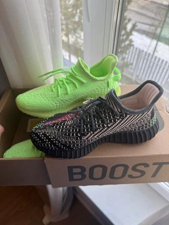 Детские кроссовки