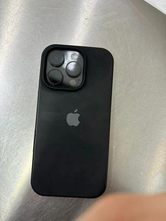 Продам iPhone 16 Pro (128 ГБ)