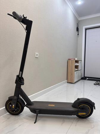 Электросамокат Ninebot G30P Max