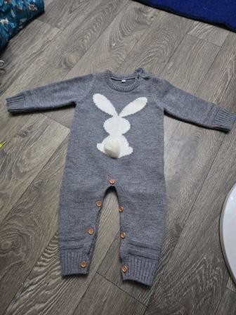 Детский комбинезон вязаный
