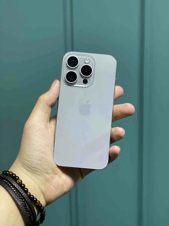 Продам айфон 15про 256гб