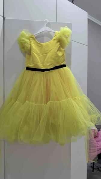 Продам детское платье пышное