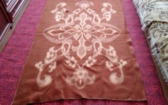 Одеяла разные новые и б/у