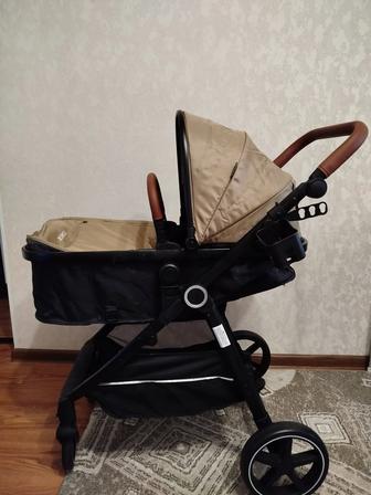 Продам новую коляску