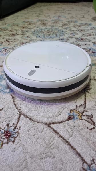 Робот пылесос Mi Robot Vacuum Mop