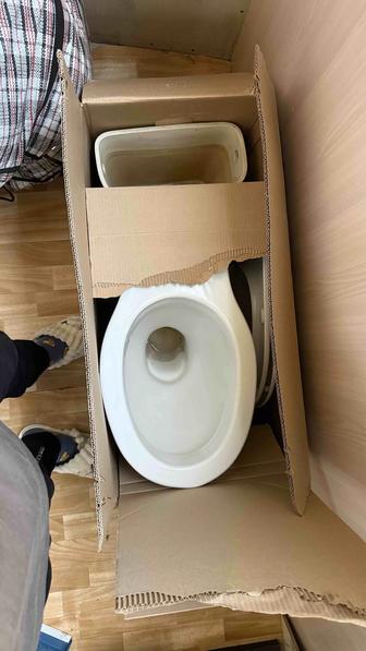 Продам унитаз в полном комплекте