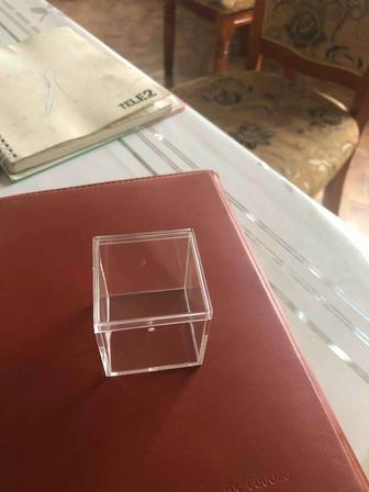 Прозрачные коробочки для подарков