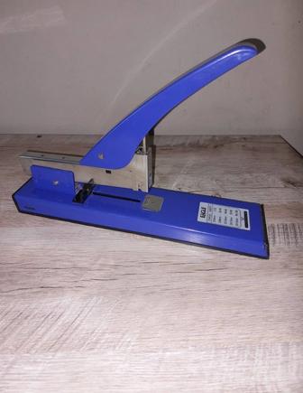Степлер большой канцелярский