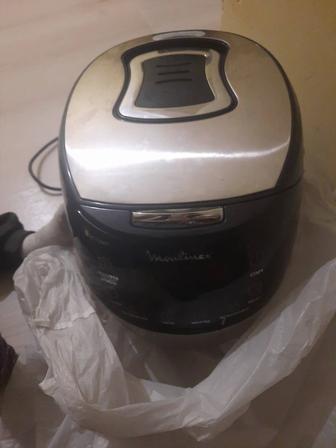 Продам мультиварку мулинекс 4 литра