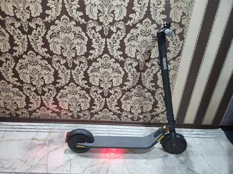 Продам электросамокат Ninebot KickScooter Е25
