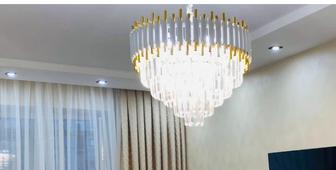 Продаю люстру 13 лампочек