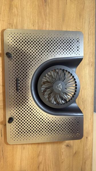 Подставка для охлаждения ноутбука